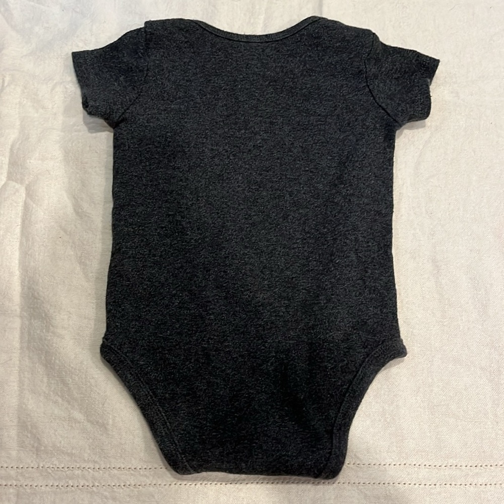 Carter’s Onesie - Picture 5 of 7